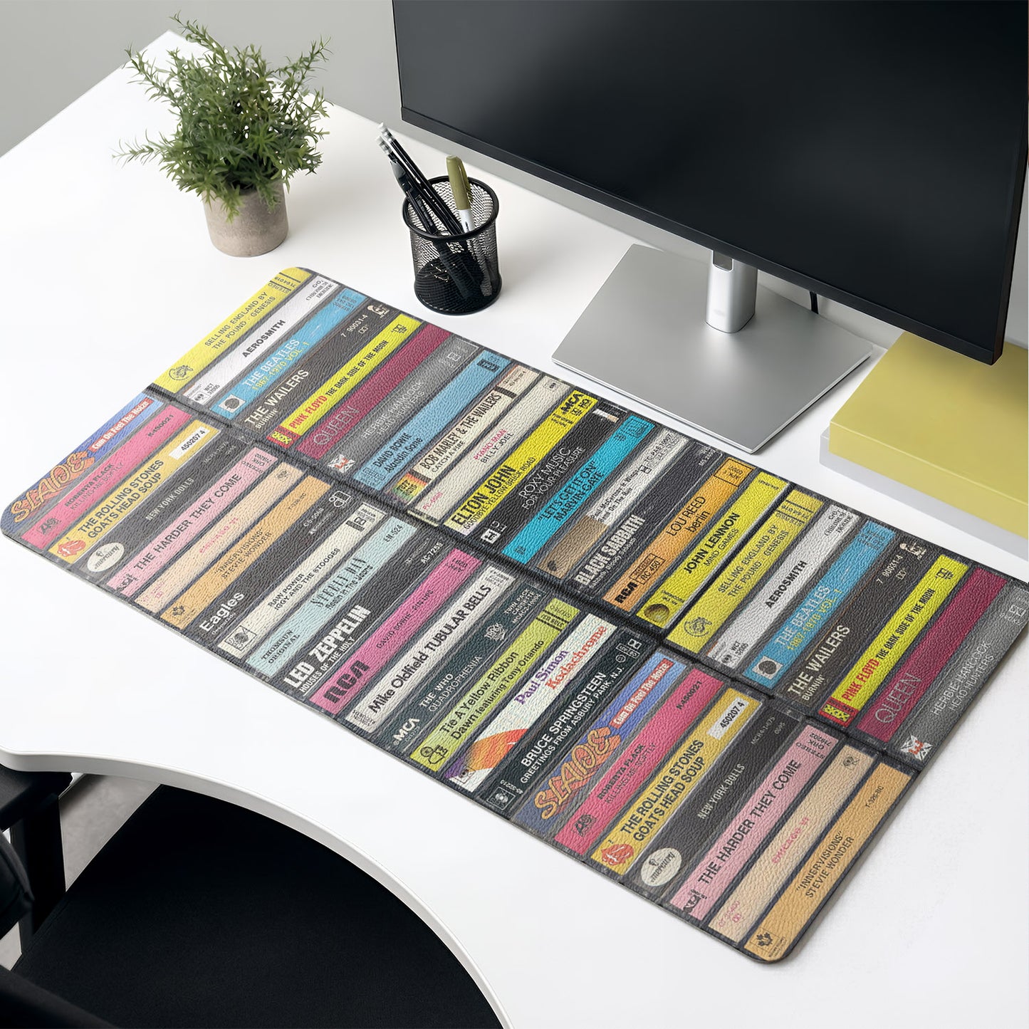 Retro 1973 Music Print Desk Mat – Non-slip Home Office Gift Keyboard Pad Birthday Gift For Music Lovers