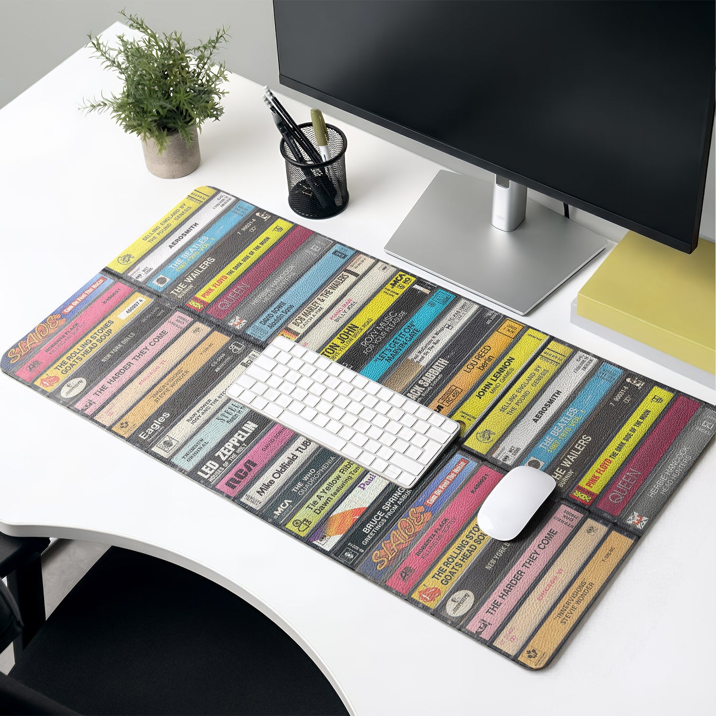 Retro 1973 Music Print Desk Mat – Non-slip Home Office Gift Keyboard Pad Birthday Gift For Music Lovers