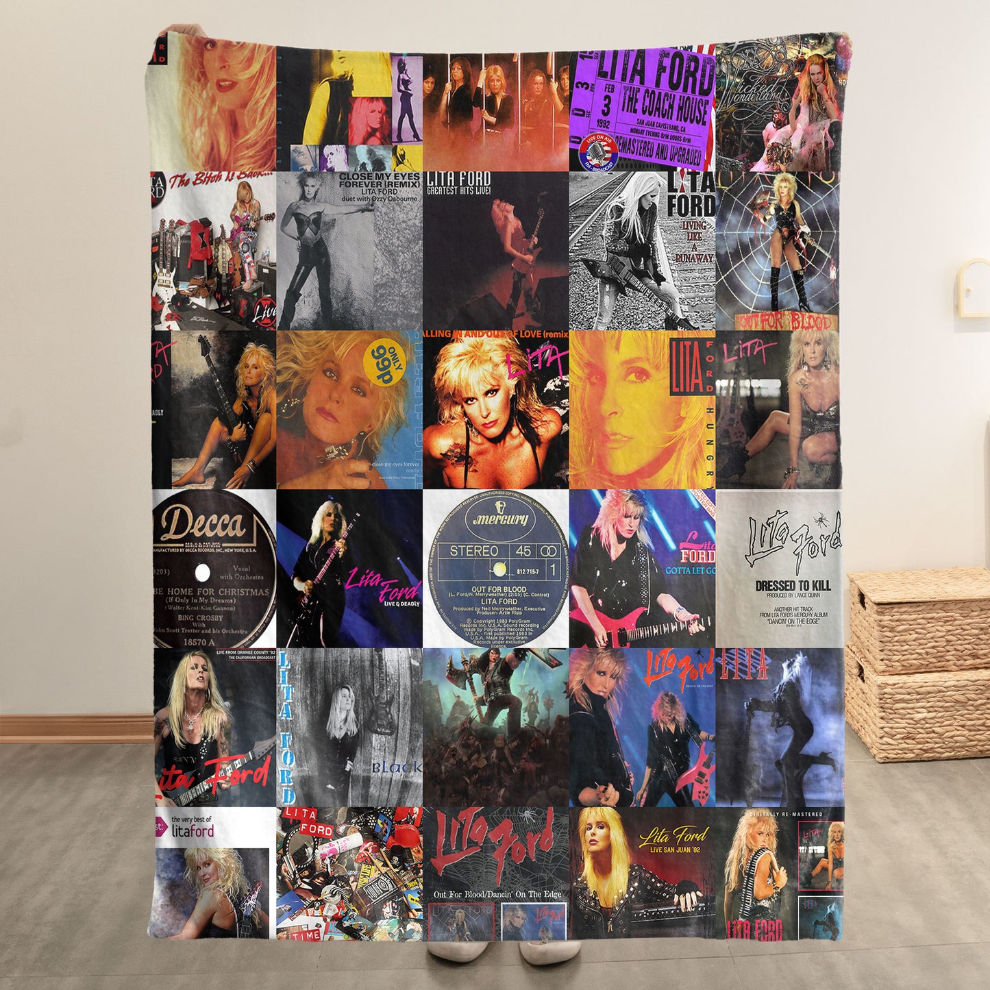 Lita Ford Sherpa Blanket – A Fierce Rock-Queen Tribute for True Fans