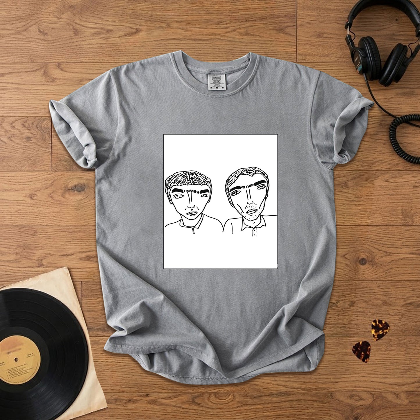 Badly Drawn Liam&Noel Oasis Comfort Tee – Space & Retro Rock Inspired Graphic Shirt