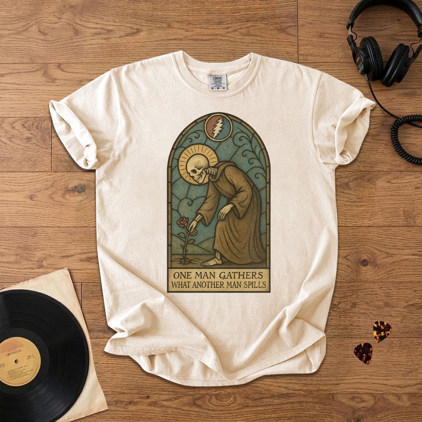 Grateful Dead One Man Gathers Skeleton Graphic T-Shirt – Retro Rock Metal Music Fan Merch Tee