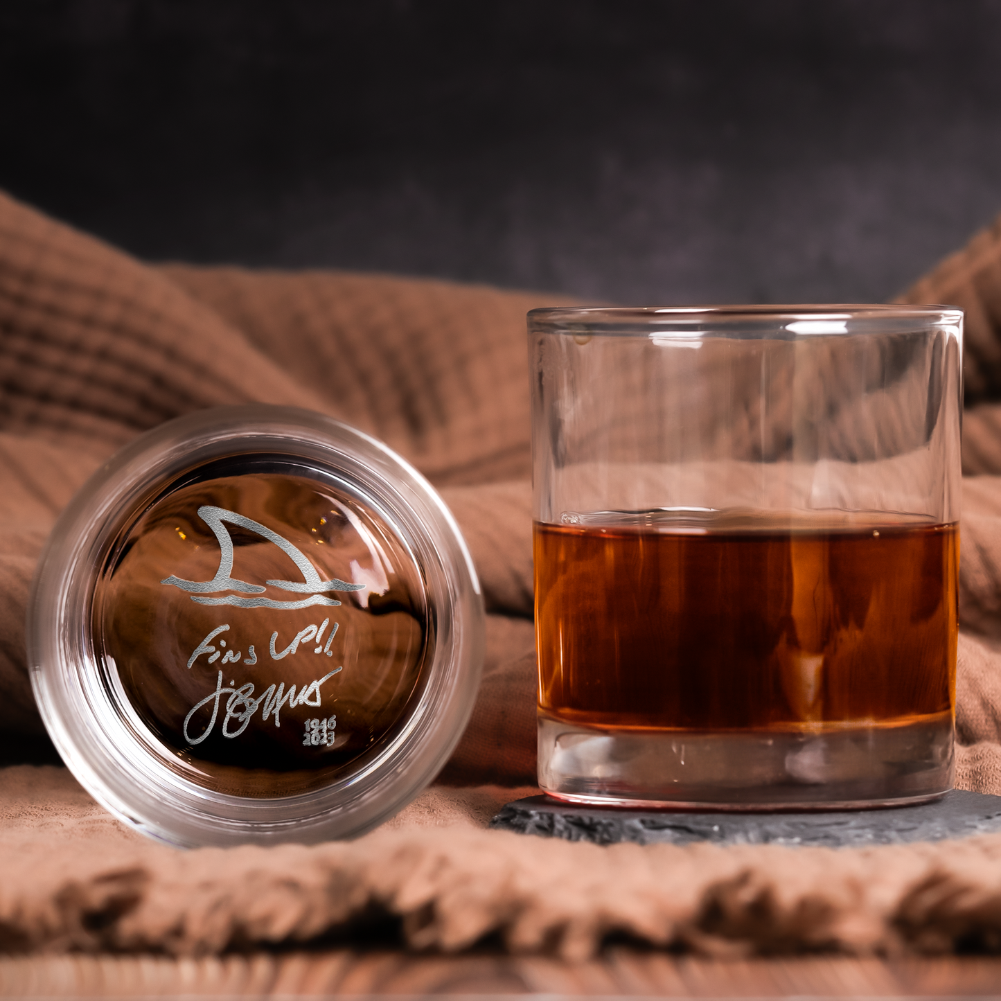 Jimmy Buffett Fins Up Whiskey Glass – Coastal Engraved Design ( With Gift Box)