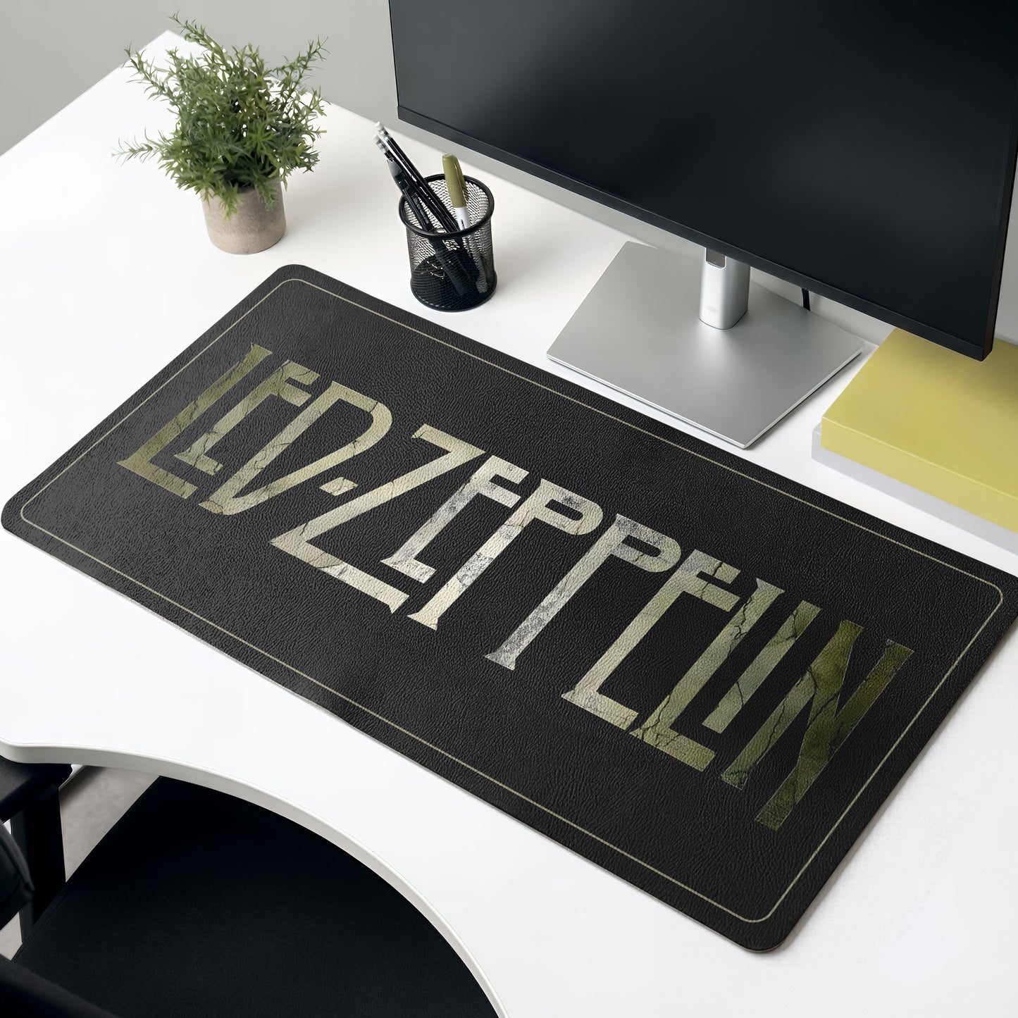 Led Zeppelin Epic Wordmark Logo Desk Mat – Non-slip Office Gift Keyboard Pad Birthday Gift For Music Lovers