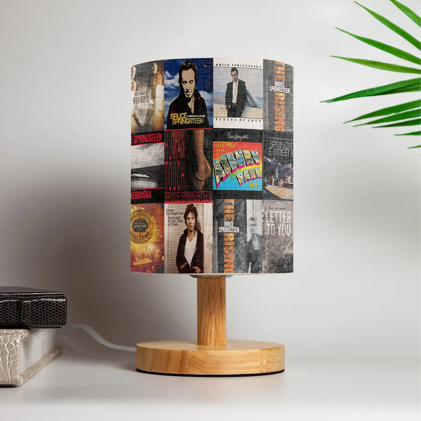 Bruce Springsteen Album Cover Table Lamp – Rock Legend Edition