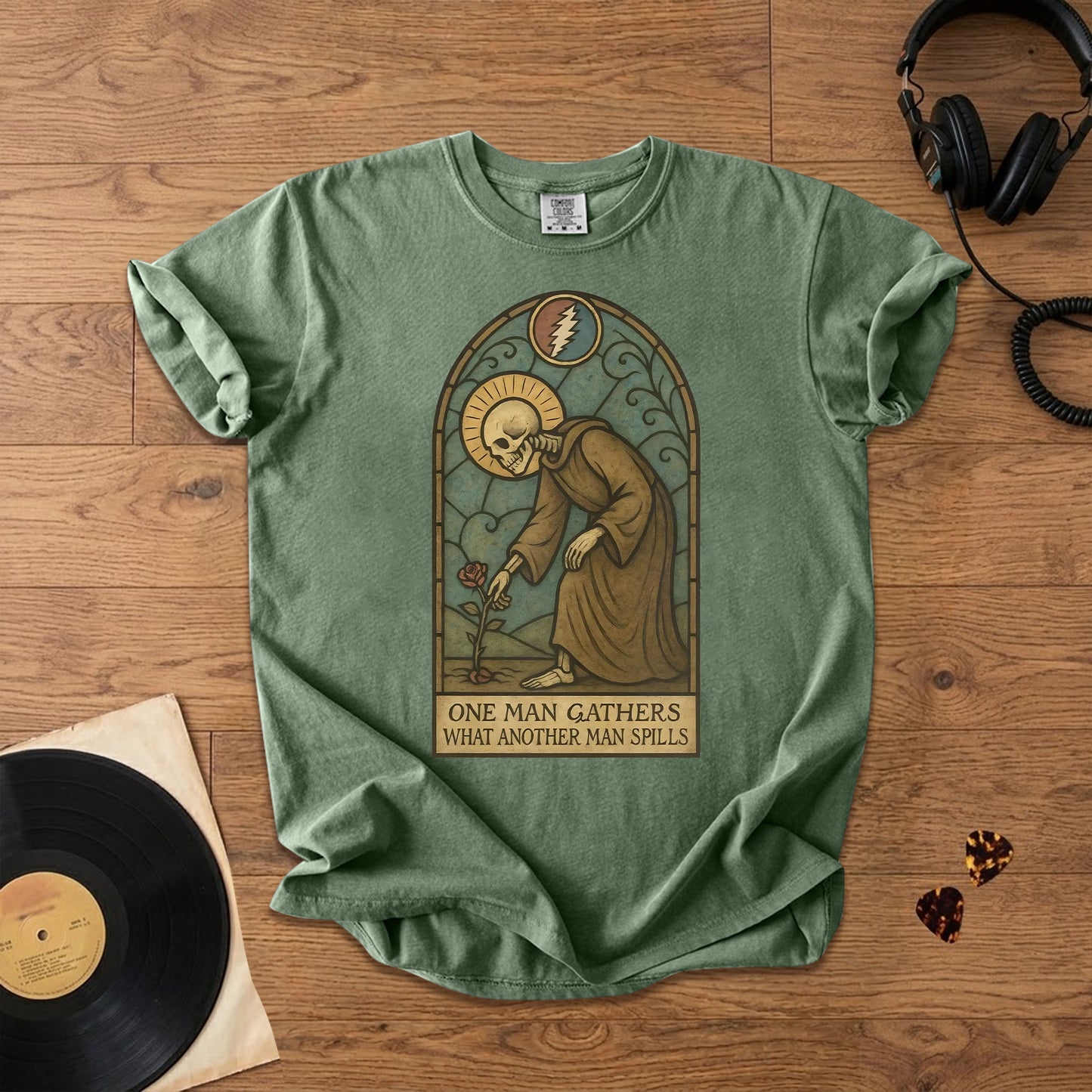 Grateful Dead One Man Gathers Skeleton Graphic T-Shirt – Retro Rock Metal Music Fan Merch Tee