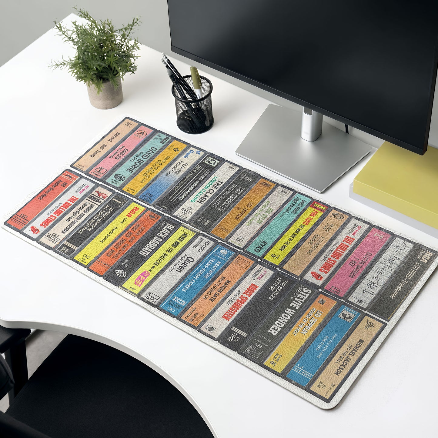 1970s Music Retro Cassette Tapes Desk Mat – Non-slip Office Gift Keyboard Pad Birthday Gift For Music Lovers