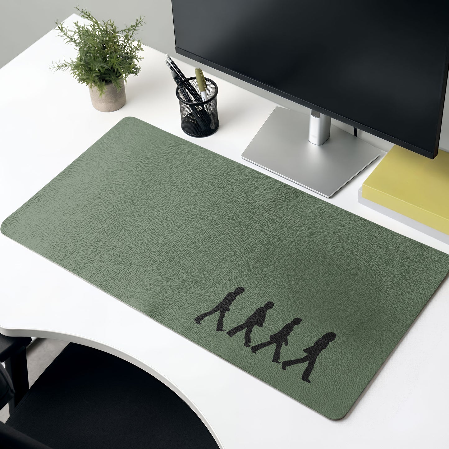 The Beatles Abbey Road Silhouette Desk Mat – Non-slip Office Gift Keyboard Pad Birthday Gift For Music Lovers