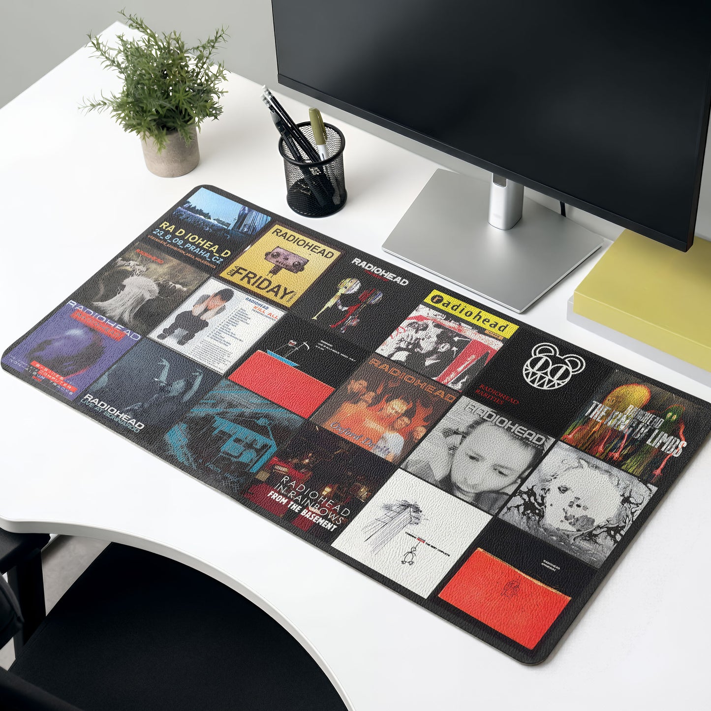 Radiohead Album Covers Collage Desk Mat – Non-slip Office Gift Keyboard Pad Birthday Gift For Music Lovers