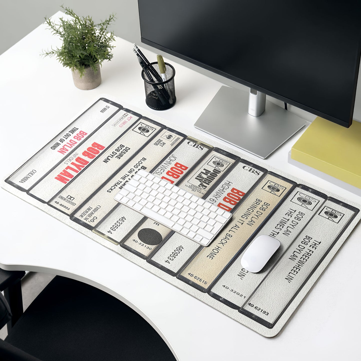 Bob Dylan Rock Album Art Desk Mat – Non-slip Office Gift Keyboard Pad Birthday Gift For Music Lovers