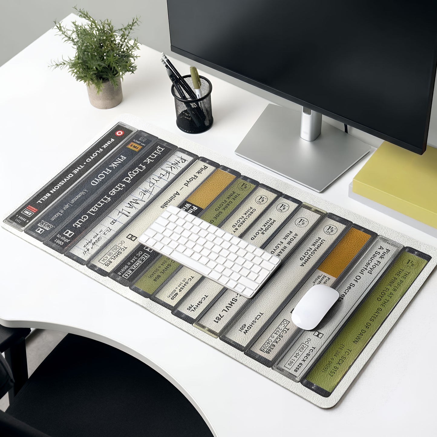 Pink Floyd Vintage Cassette Tape Stack Desk Mat – Non-slip Office Gift Keyboard Pad Birthday Gift For Music Lovers