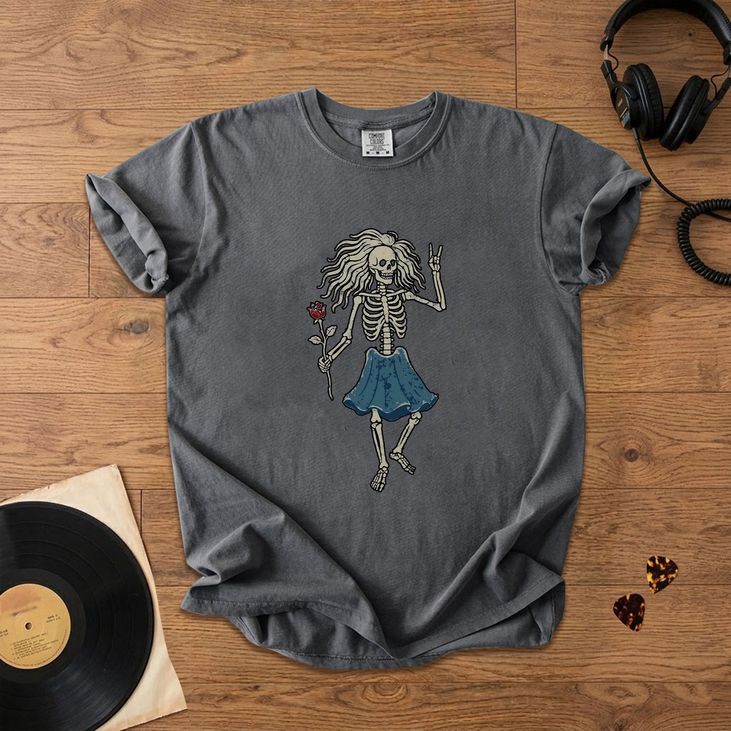 Grateful Dead Bertha Dancing Skeleton Rose T-Shirt – Retro Rock Metal Music Fan Merch Tee